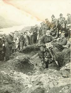 1964 - Ali McDonald on MDB590 on Grey Mare's  Ridge Photo: Holder and Osborn