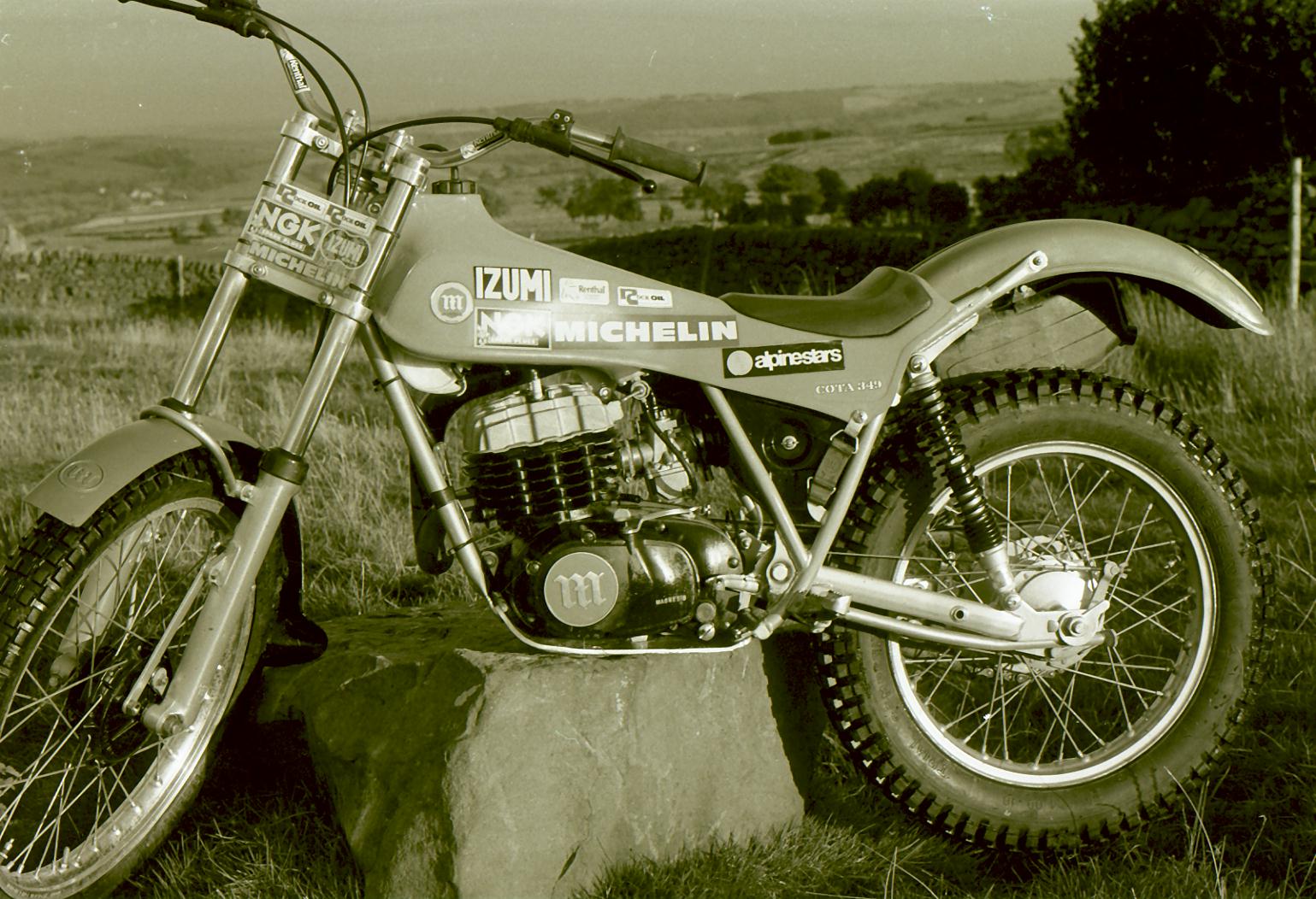 129just how a works bike should be.malcolm rathmells 21982-83