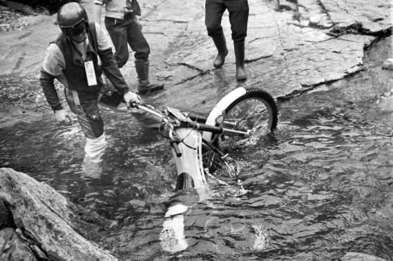 Drowned bike - JY
