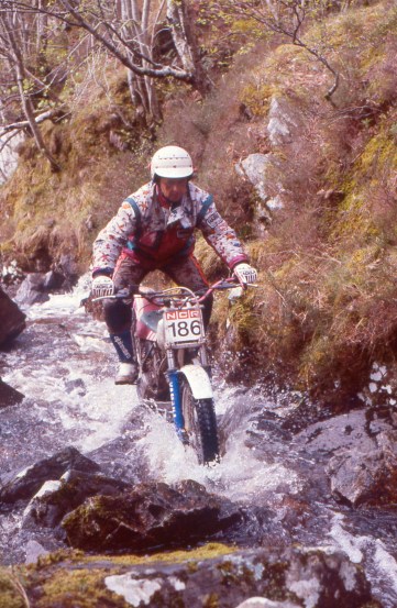 Adrian Clarke (250 Yamaha) in the 1992 Scottish Six Days - © – Iain Lawrie, Kinlochleven.