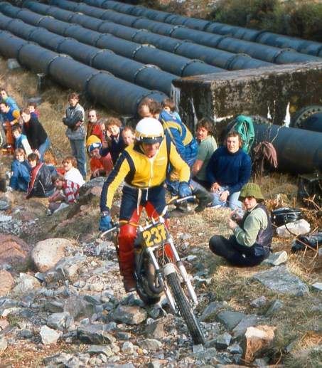 Mick Andrews (250 Ossa) on Pipeline in the 1978 Scottish Six Days - © – Iain Lawrie, Kinlochleven.