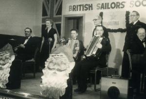 Tommy Milton in his band days, he is the musician with the button accordion on the right.