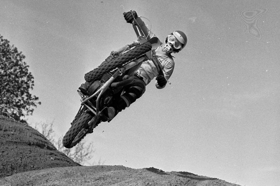 Uno Palm (Husqvarna) wearing experimanetal French Cebe goggles modified by Justyn Norek. (