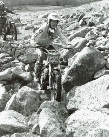 Bernie Schreiber on his factory SWM on his way to win the 1982 SSDT - Photo: John Hone