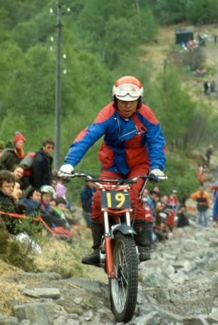 Kiyoteru Hattori, Japan 250 Honda on pipeline in 1980 - 16th 170 marks