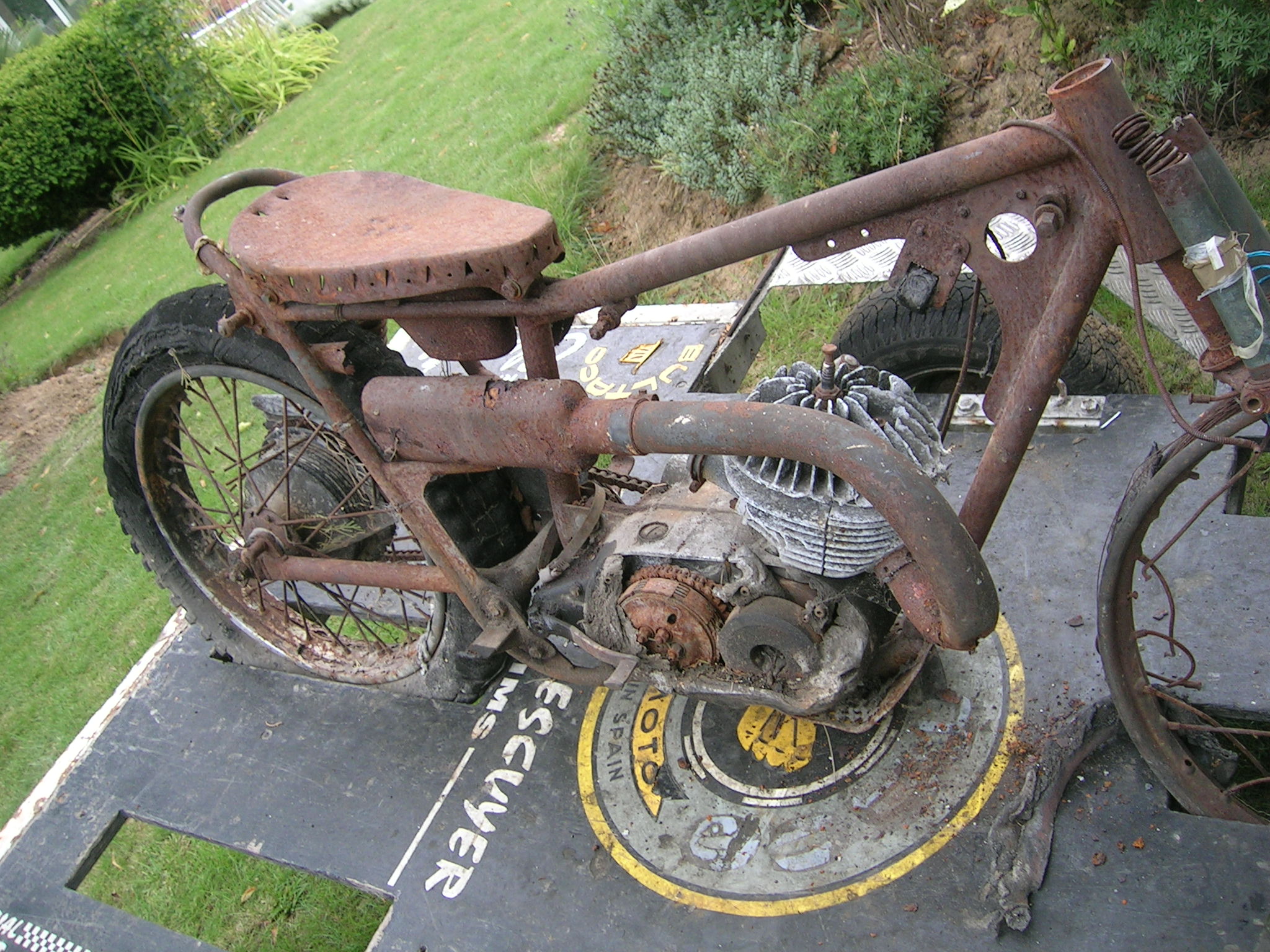 BultacoT10ExJeanBohecCollectionEscuyerAvantRestauration (12)