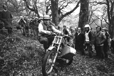 Brilliant action from Arthur Laampkin and Colin Pinder