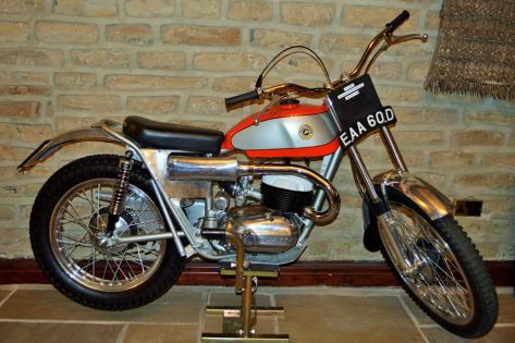 EAA60D - Entrance hall