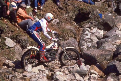 J Descuns'84 Lagnaha