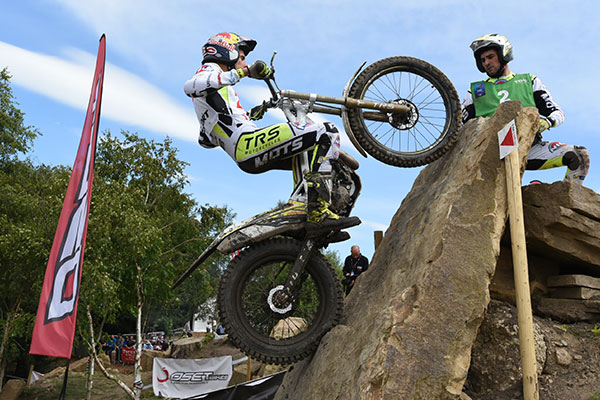 187063_4cbf-11e6-948a-0050569a455d_adam_DSC_0232[1]