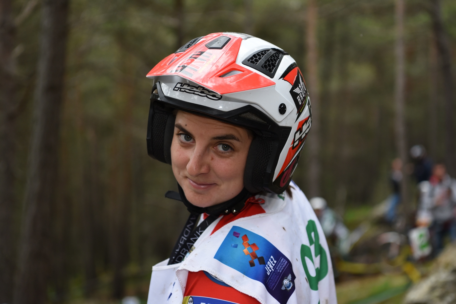 1-opening-picture-red