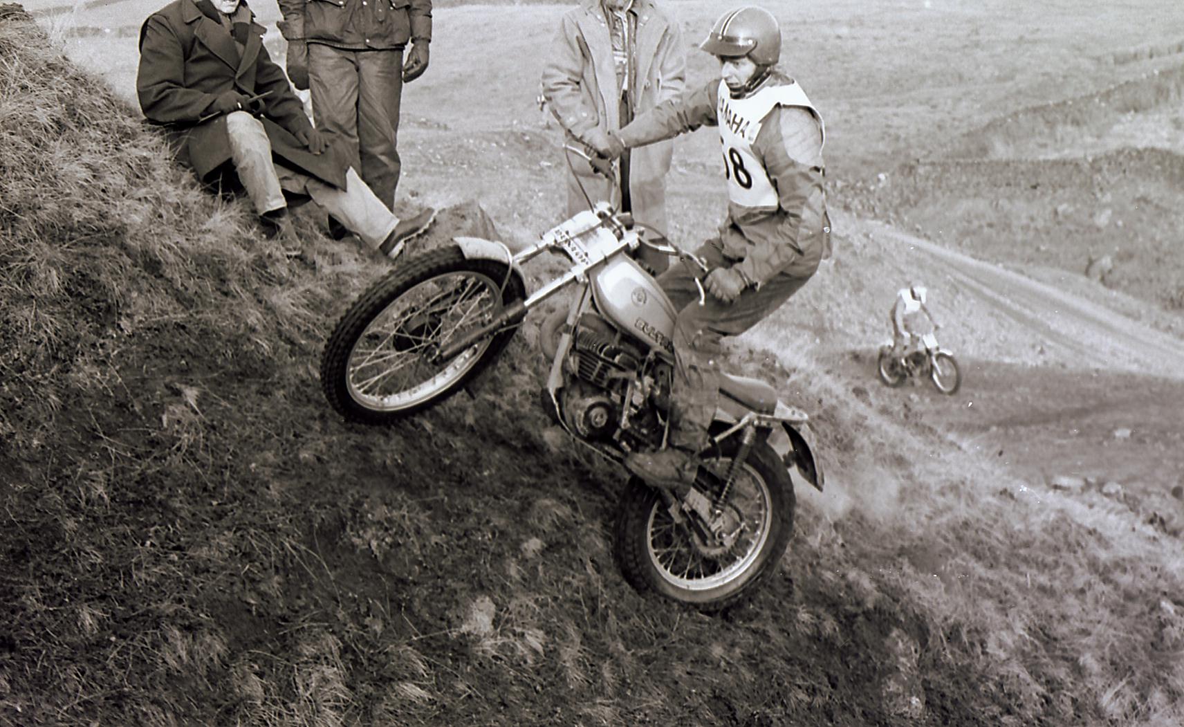 13brian hutchinson on a rare 175 bultaco in the 1979 northern experts