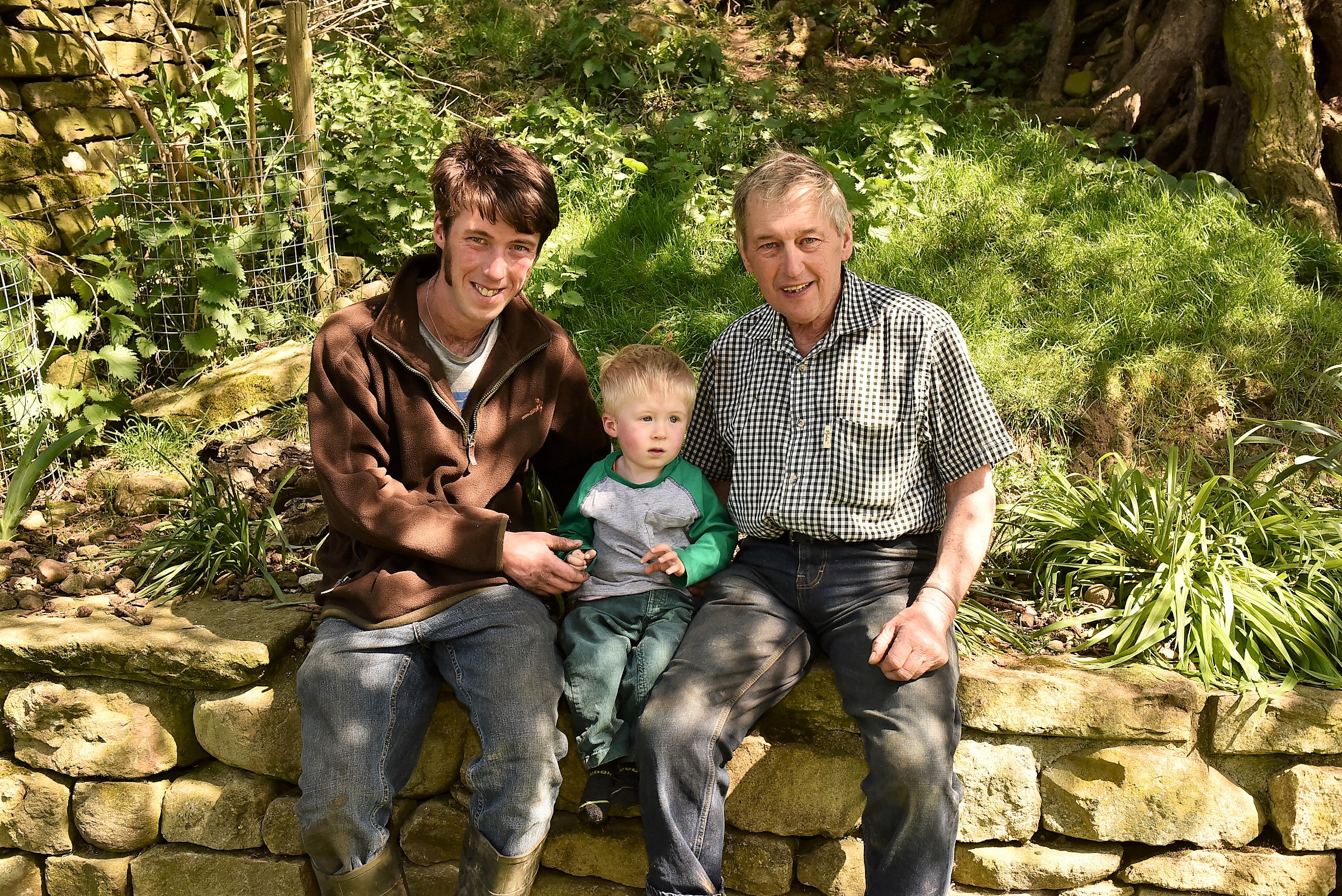 Scott.grandson Finnly & Jacky Lynas.jpg