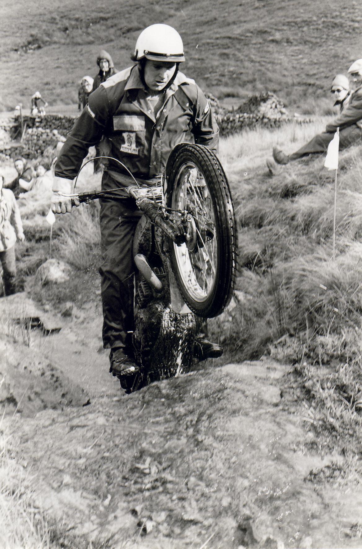 55sheffield based rider chris clarke attacking a section in the yorkshire white rose trial 1978
