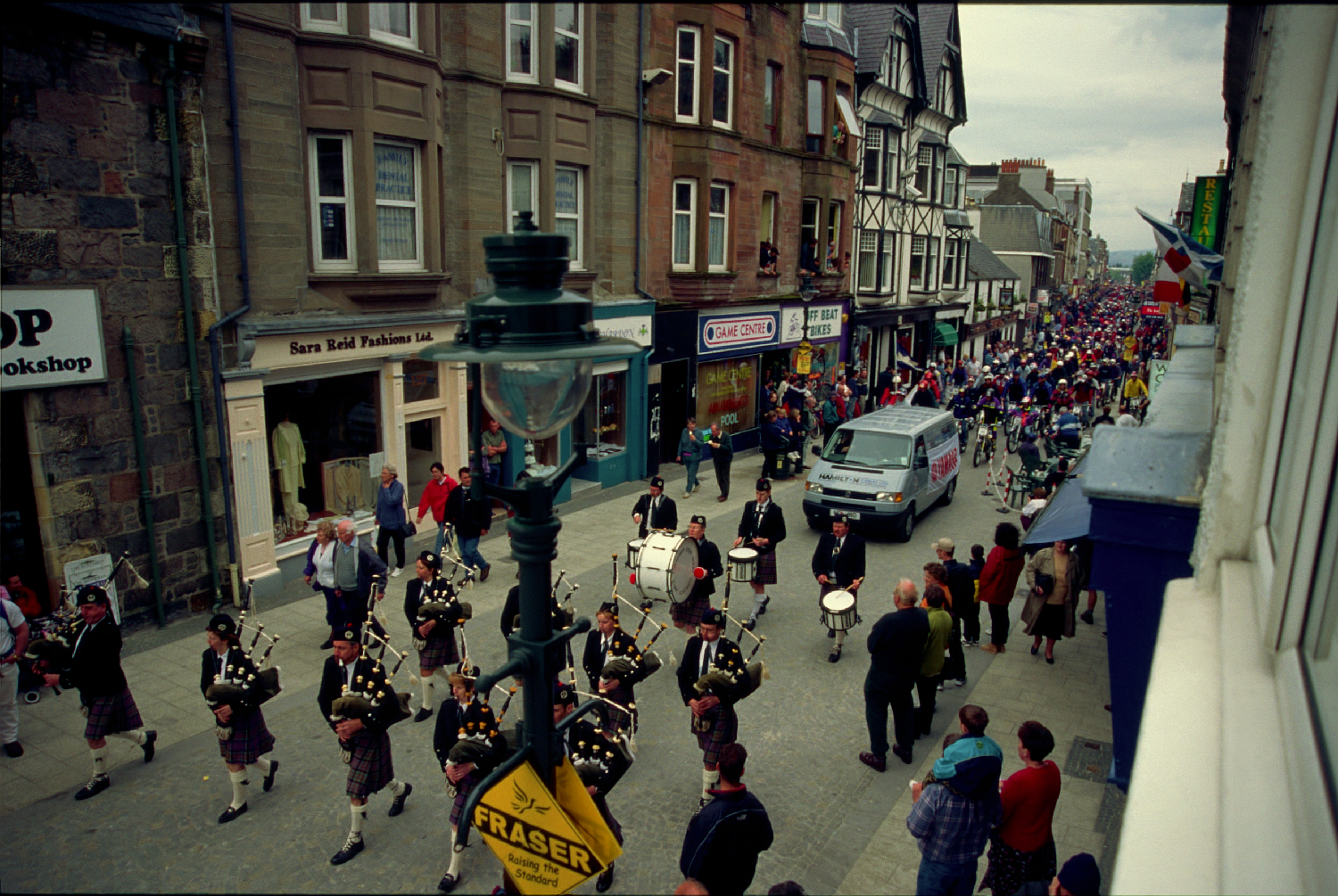 Parade 1999 1