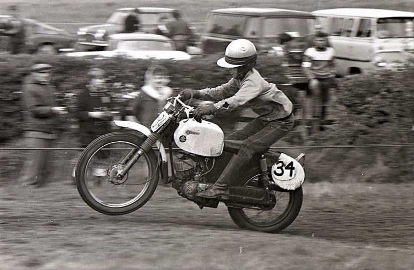 Nigel Birkett - Suzuki - Ron Aitchie photo
